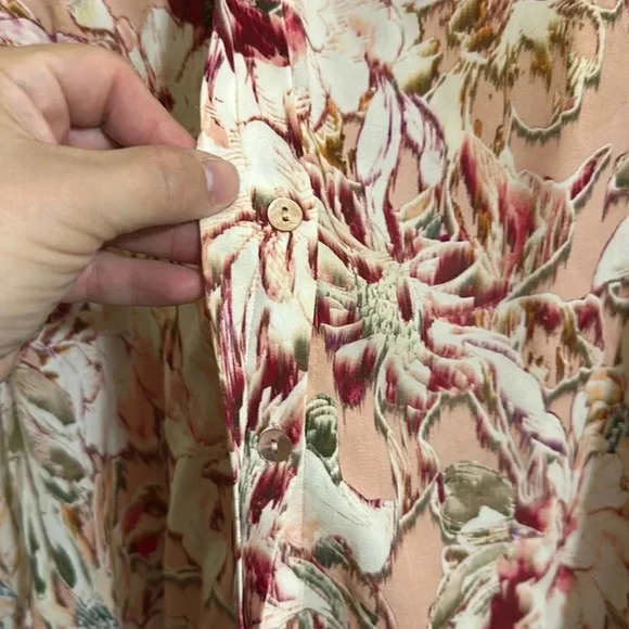 EUC L’agence Silk Floral High Low Long Sleeve Blouse - Picture 4 of 4